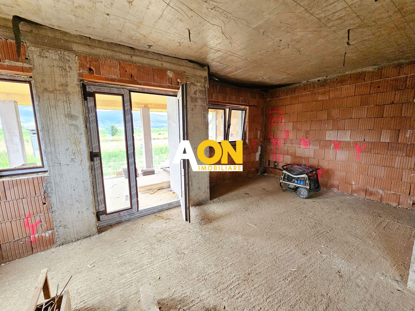 Casa 4 camere, predare la cheie, 430 mp teren, Micesti - Poză 11