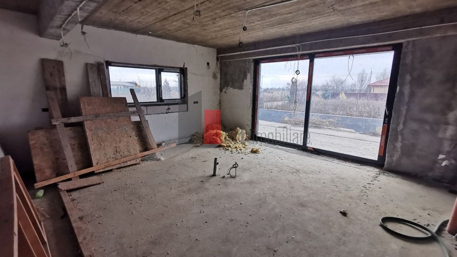 843 e/mp | Vila cu piscina in BAVARIA PARK | 1000 mp teren - Poză 8