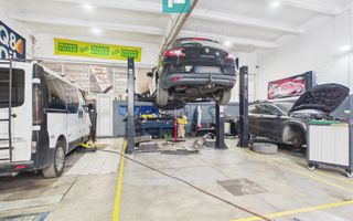 HALĂ INDUSTRIALĂ + SERVICE AUTO COMPLET ECHIPAT - Poză 20