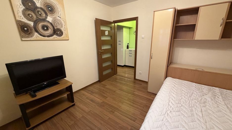 Apartament 3 camere langa cofetaria Vivien - Poză 3