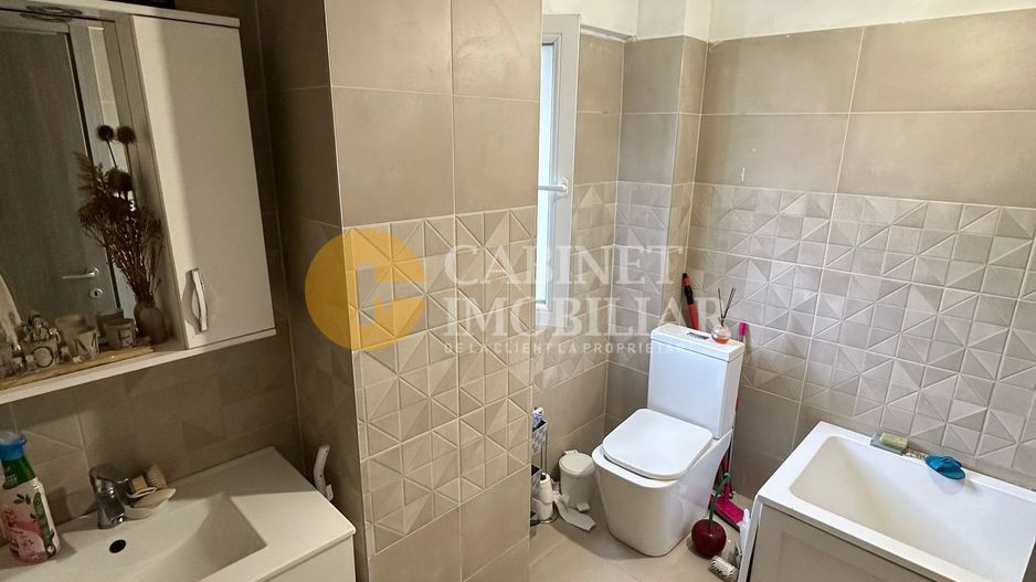 VISANI - 2 CAMERE DECOMANDAT - ETAJ INTERMEDIAR - MOBILAT SI UTILAT - Poză 5