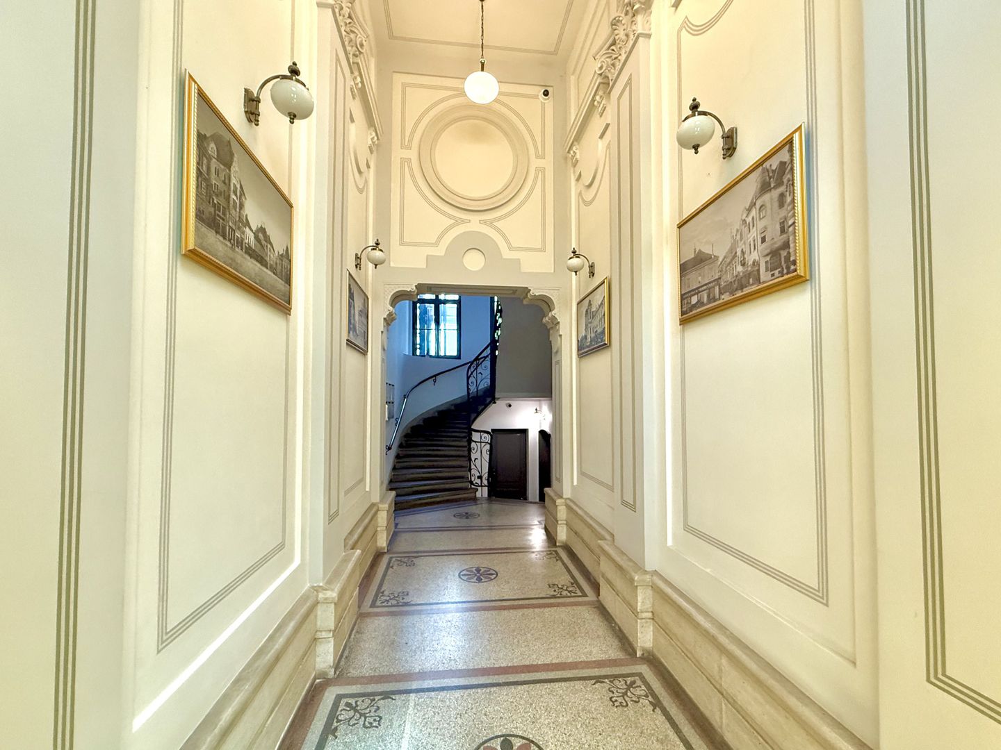 Apartament 3 camere, elegant si spațios, in Piața Unirii - Poză 24