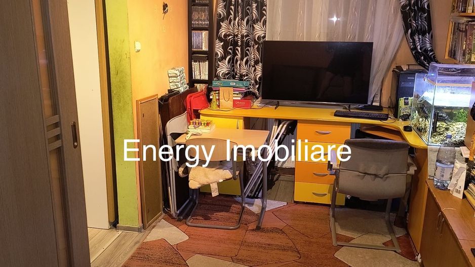 Apartament cu 2 camere, zona Dâmbul Pietros - Poză 4
