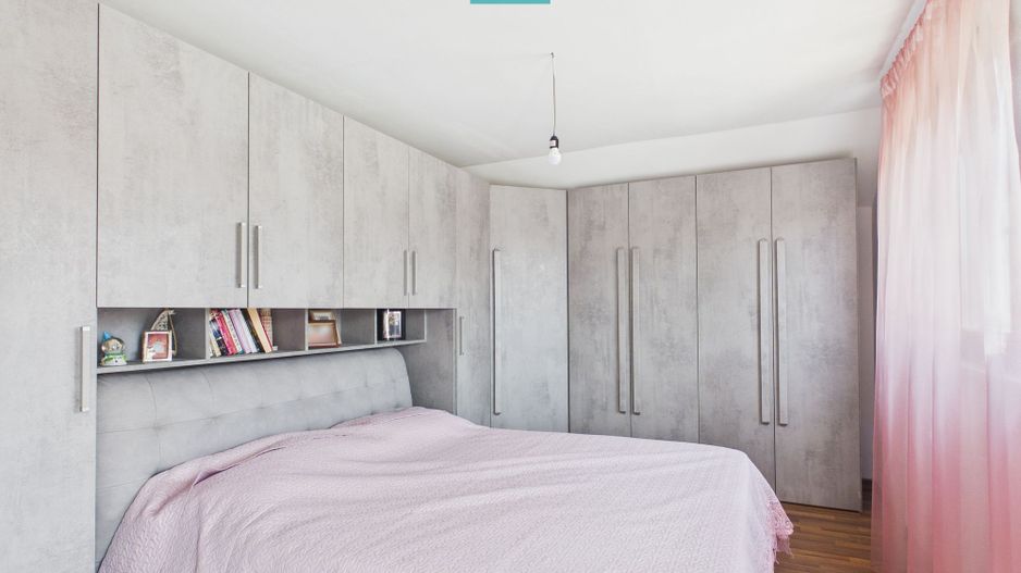 Vilă cu 4 camere in Livada - Poză 11