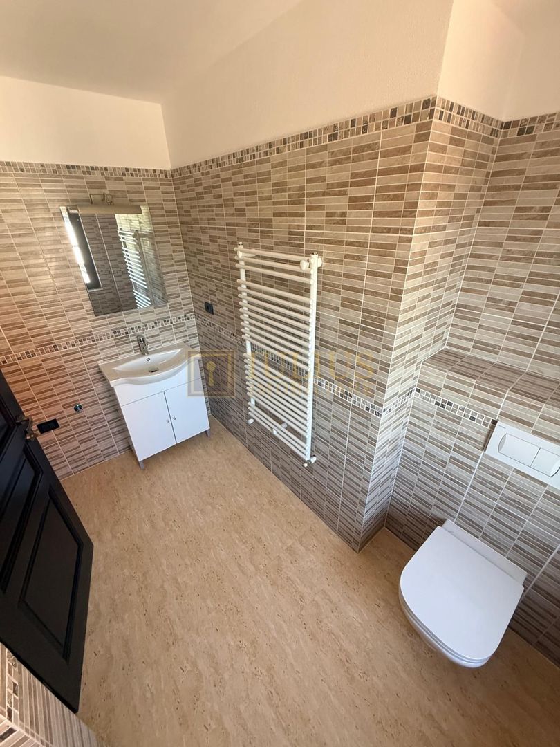 Mosnita Noua-Castel Royal| 2 camere| stil bavarez din lemn si piatra naturala - Poză 12