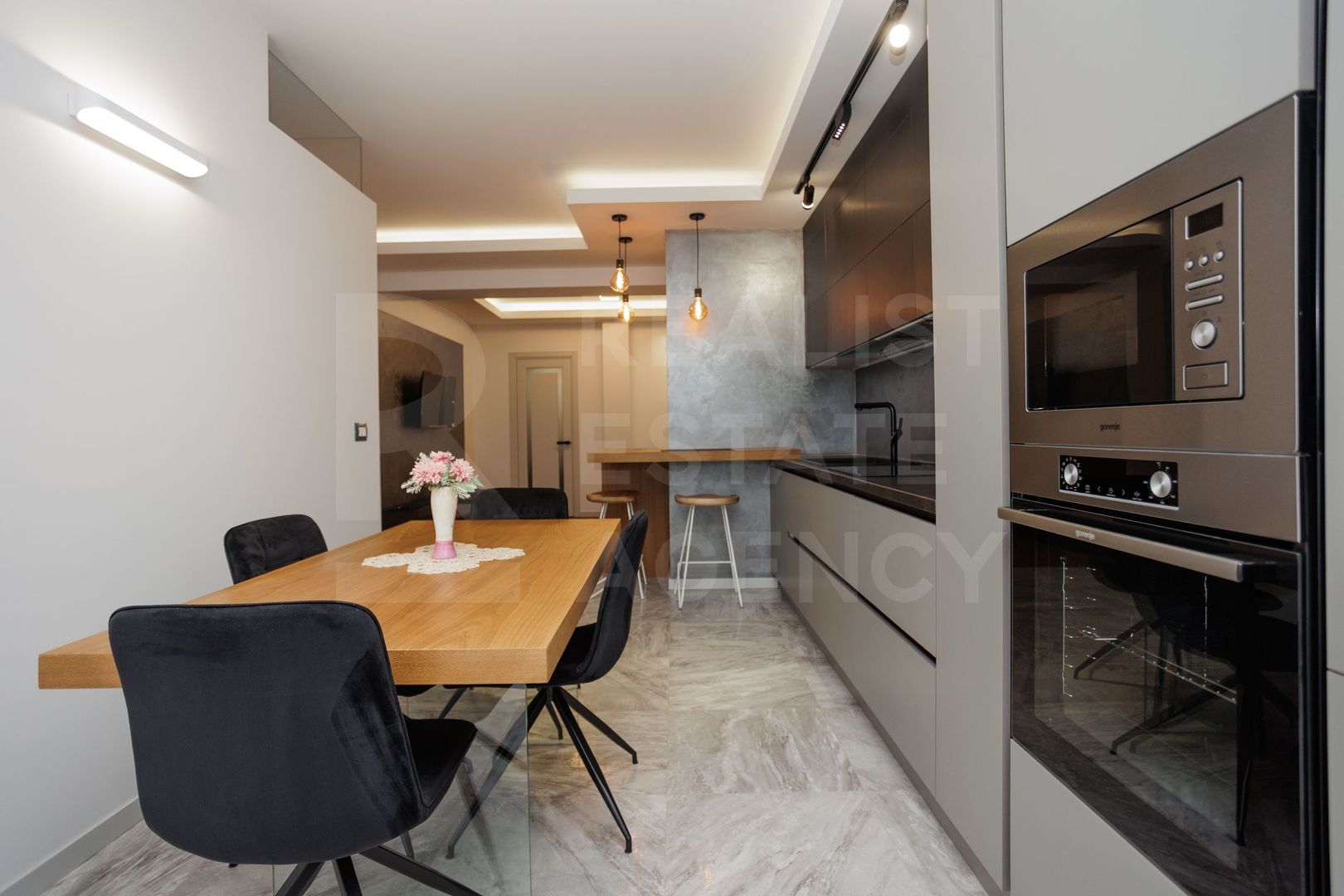 Vânzare, apartamnet 2 camere + living, str. Alba Iulia, Buiucani - Poză 4