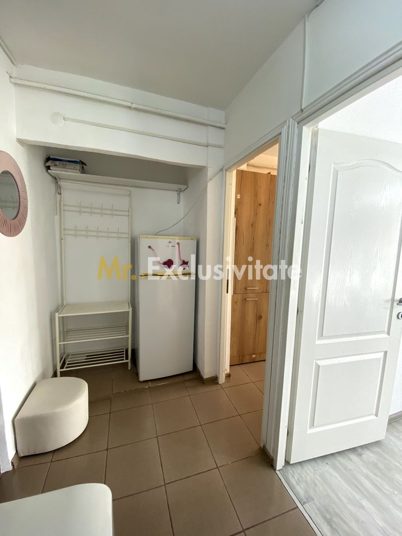 Garsoniera in Mioveni, zona centrala  situata la etajul 2 din 4 - Poză 6