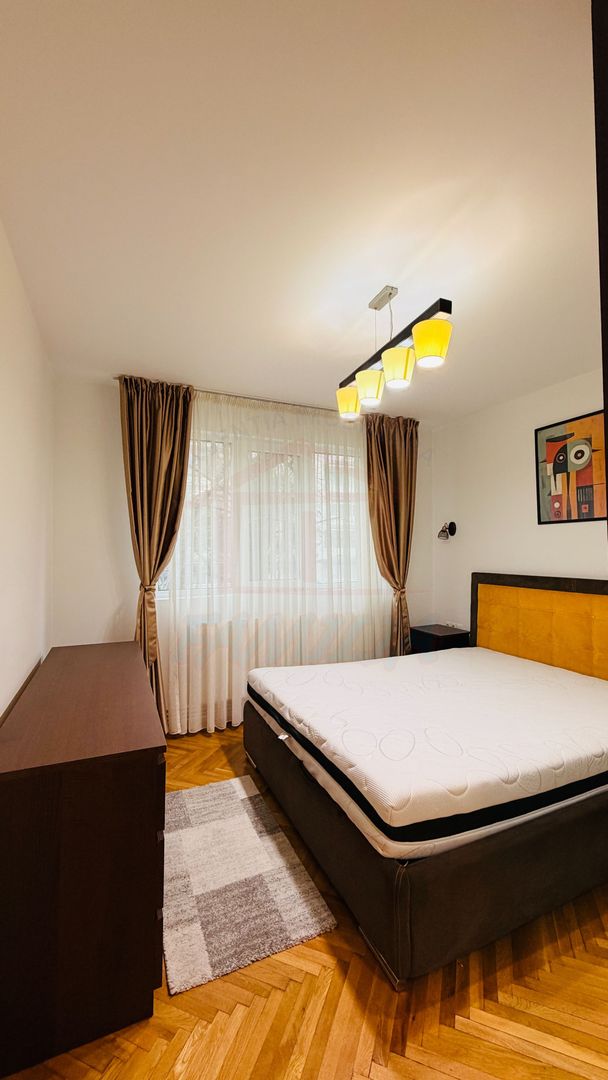 De vânzare apartament cu 3 camere semi. in Galati, Mazepa 1, etaj 1, - Poză 4