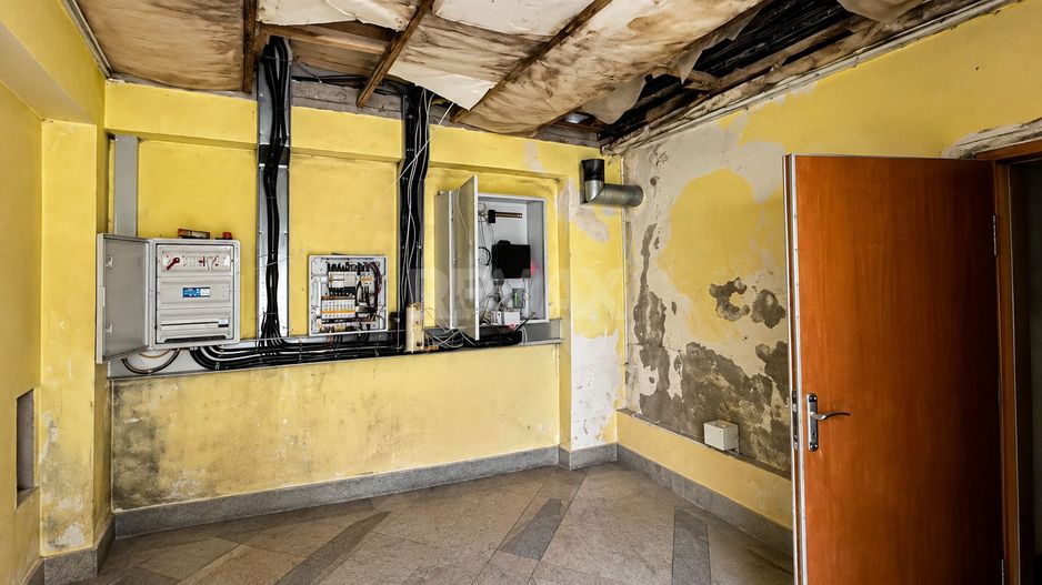 Spațiu comercial cu business activ în Orhei, ideal pentru investiție. - Poză 17