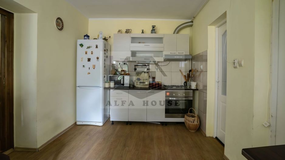 Casa individuala Sacele, 250 mp + 40 mp garaj + 556 mp curte - Poză 15