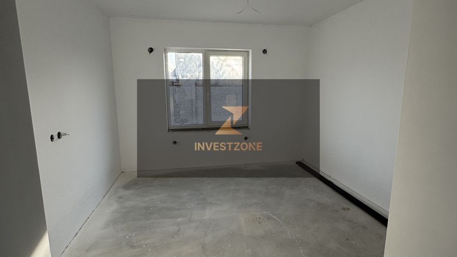 Casă la intrare în Sântandrei - Poză 3