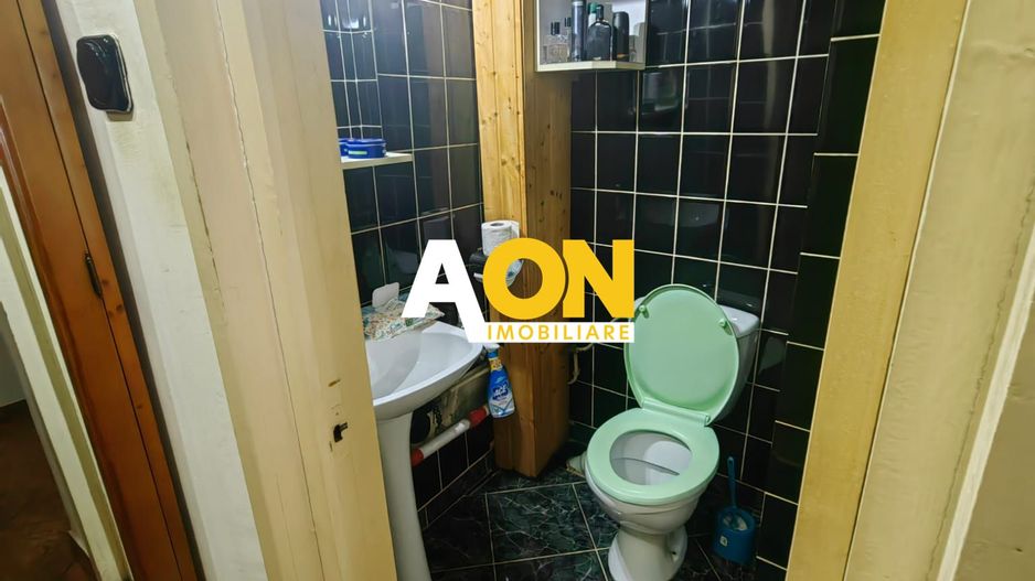 Apartament 3 Camere, Decomandat, Zona Cetate, Etaj 1 - Poză 9