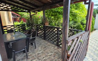 🏡 Casă renovată cu 6 camere, teren 557 mp – Berceni, Prahova - Poză 3