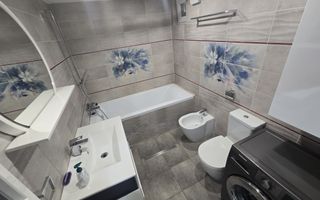 Casa singur in curte 4 camere 650 teren Piata Cluj - Poză 3