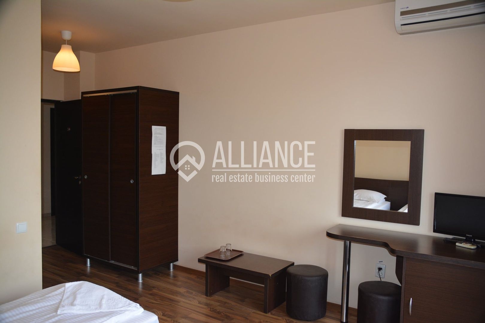 COSTINESTI  (COD10) - Pensiune de vanzare cu 48 de camere - Poză 4