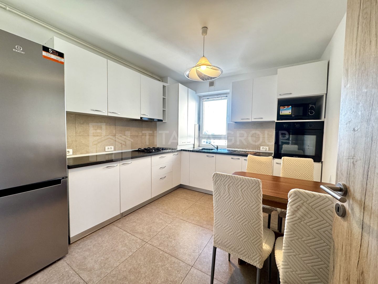 Apartament 2 camere decomandat, parcare, boxa Kasper Coresi - Poză 5