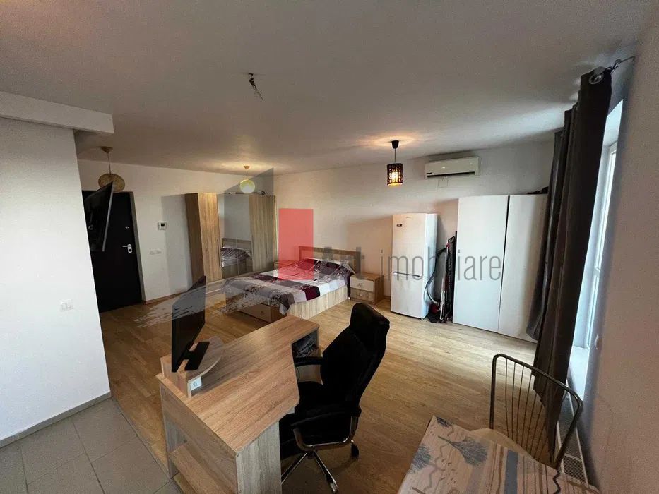 Descoperă Acasă în Inima Naturii - Studio cu Vedere Spre Parcul Tineretului - Poză 1