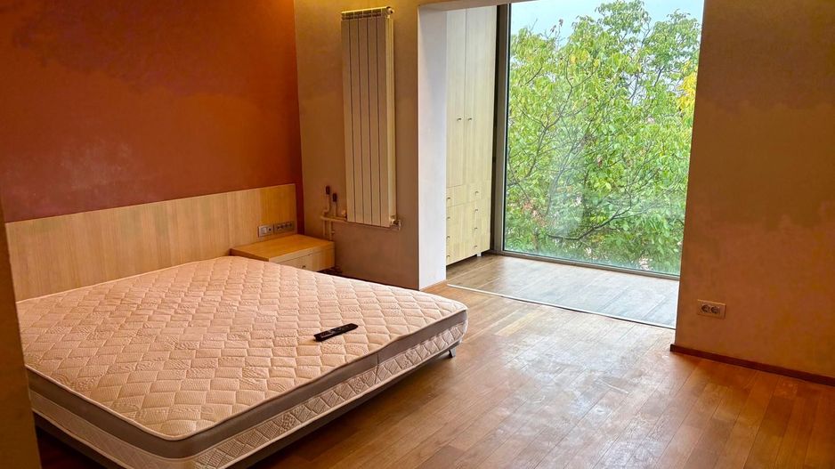 Decomandat si mobilat modern - Poză 8