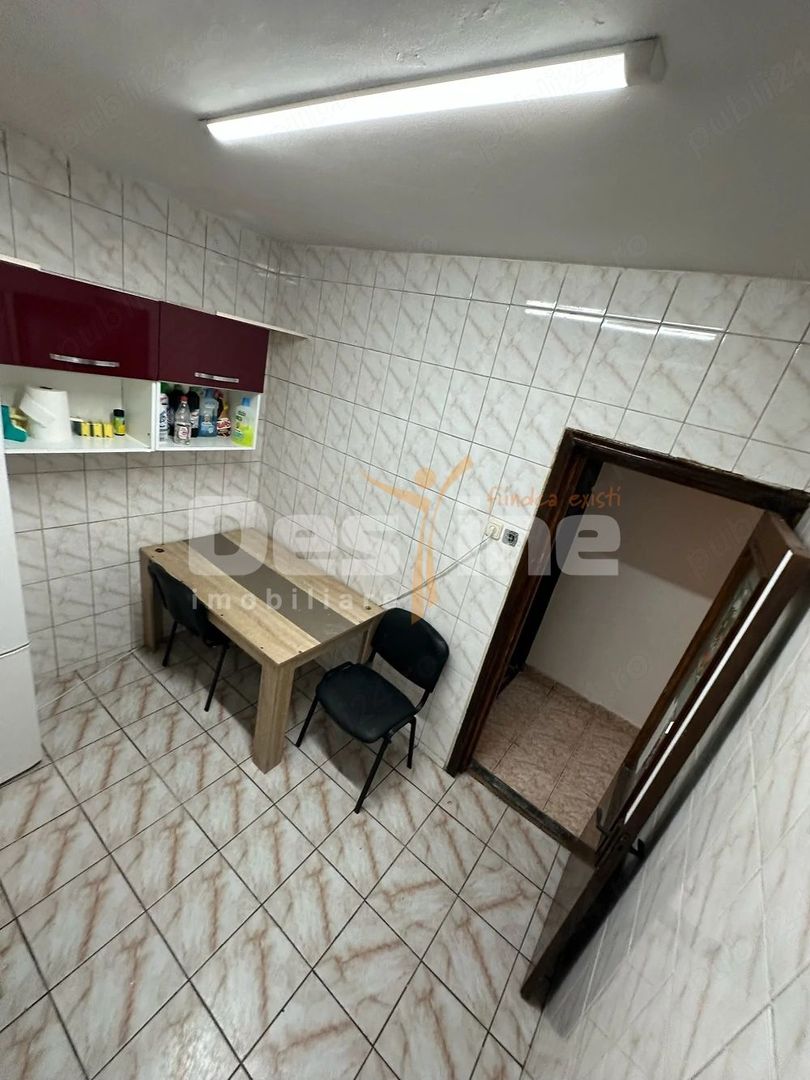 Închiriez apartament cu 2 camere în centrul Constanța, zona Dacia - Poză 7