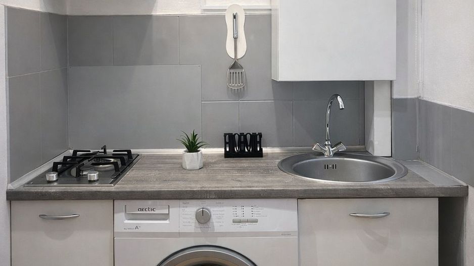 Garsoniera TCM in zona UMFST |et2| proprietar - Poză 1