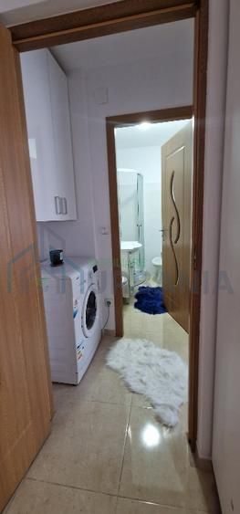 Închiriez apartament cu 2 camere zona Alexandru cel bun - Poză 2