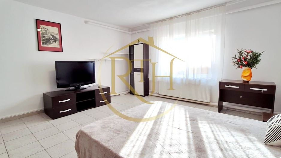 Oferim spre inchiriere casa spatioasa cu 2 camere, Zona Soarelui,cartier privat - Poză 2