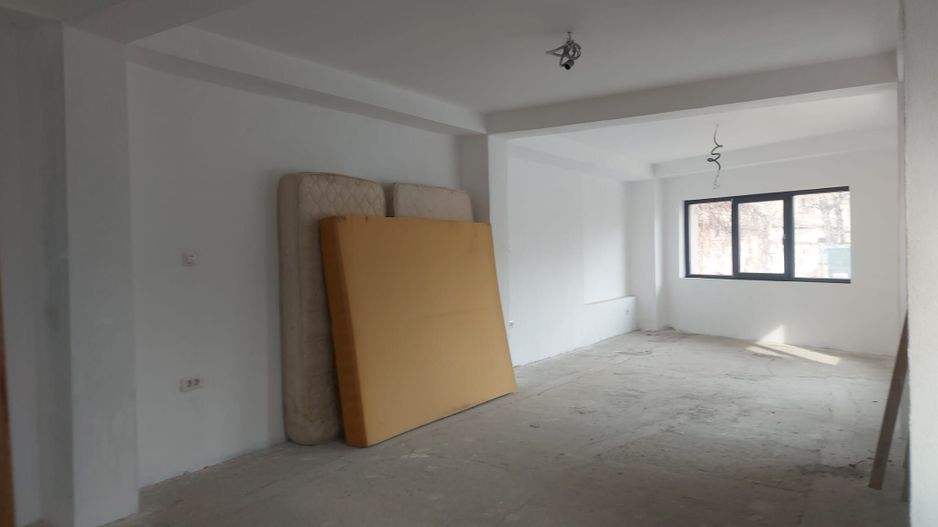 Casa/Vila 6 camere Piata Victoriei, Buzesti / An 2023 - Poză 33