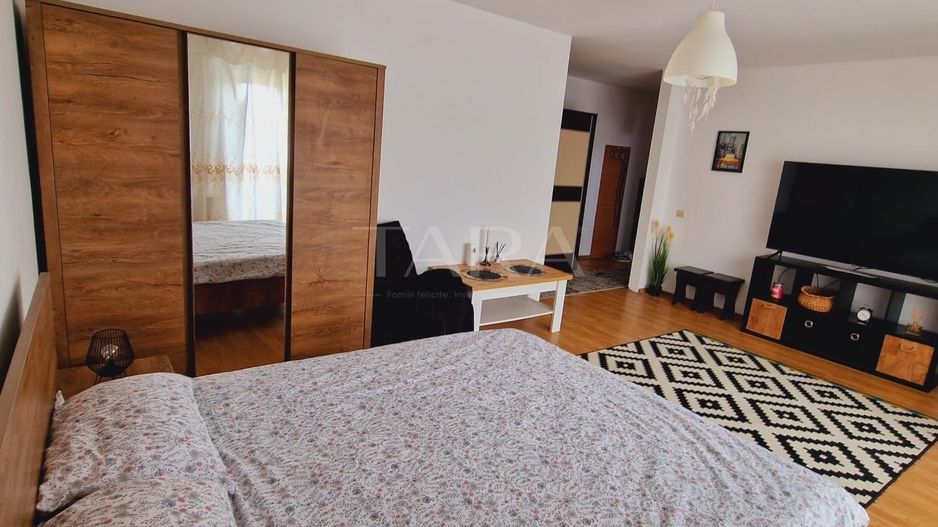 Apartament spațios, balcon și parcare, zona Parcul Poligon. - Poză 5
