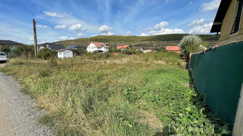 De Vanzare Teren Intravilan de 2500 mp în Suceagu - Oportunitate Ideală pentru Investiție - Poză 3