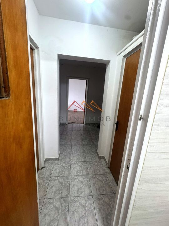De inchiriat, apartament 2 camere, decomandat, zona ultracentrala - Poză 6