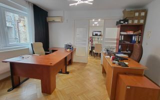 Interbelic 1934 | 4 camere, 4 balcoane, centrala | Piata Sf. Stefan - Poză 21