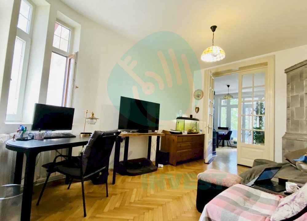 Casa cocheta cu gradina - Poză 4