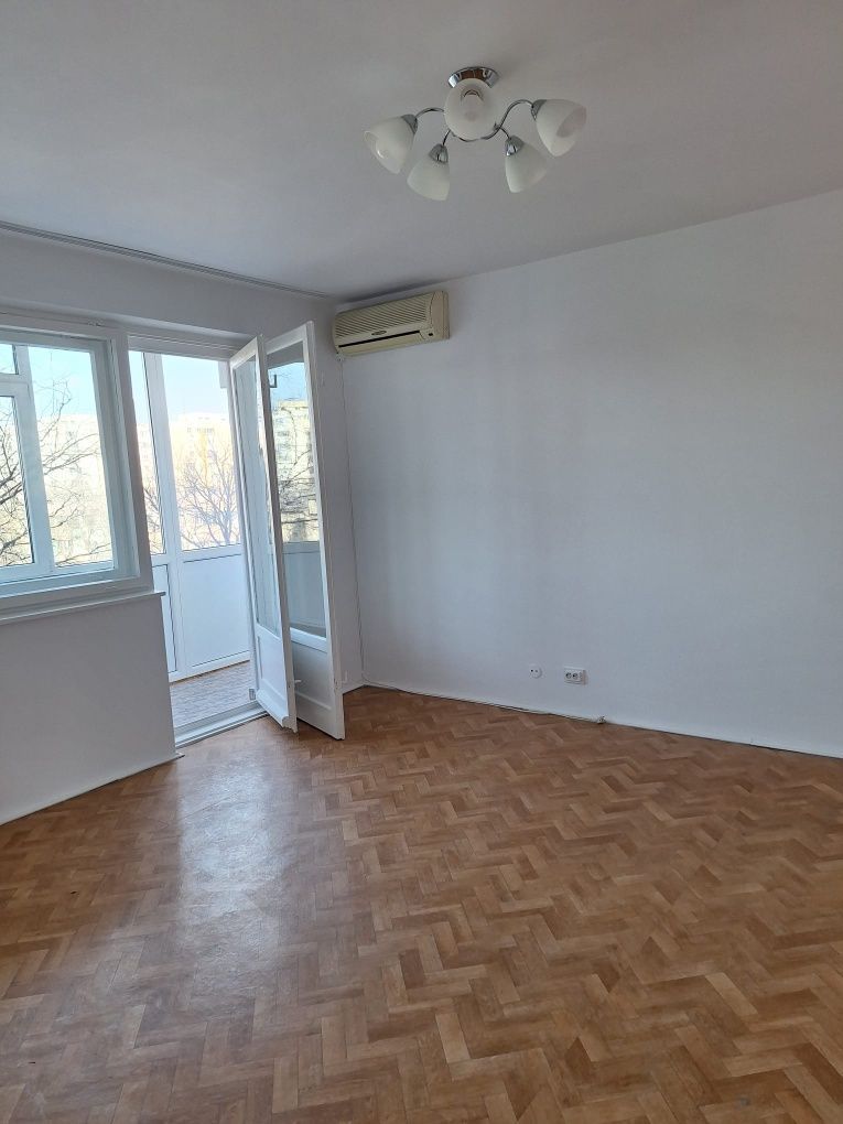 Apartament 3 camere Drumul Taberei, renovat, nemobilat, langa metrou - Poză 4