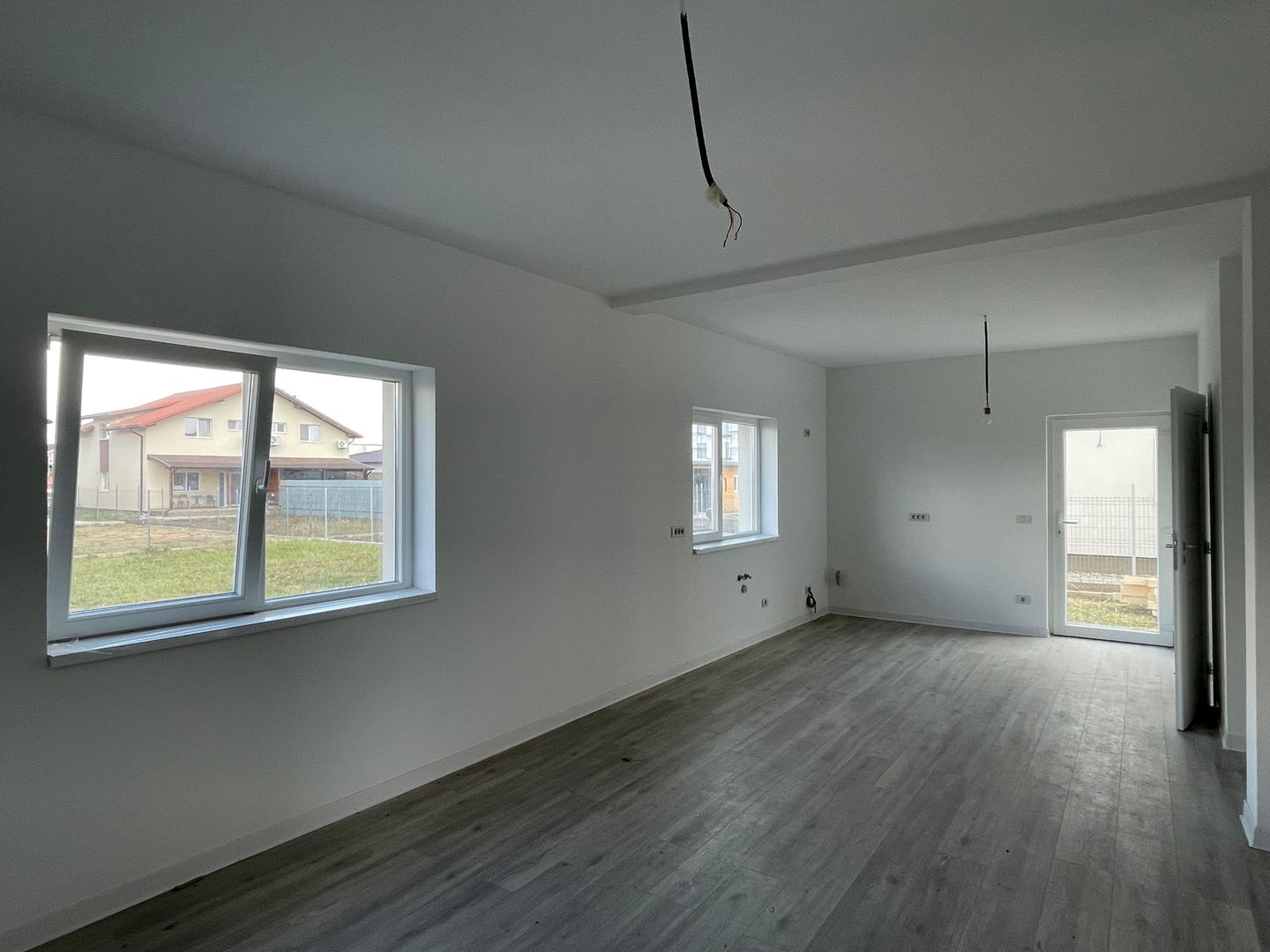 Casă individuală cu 5 camere și teren generos de 600 mp |Mosnița Nouă| - Poză 10