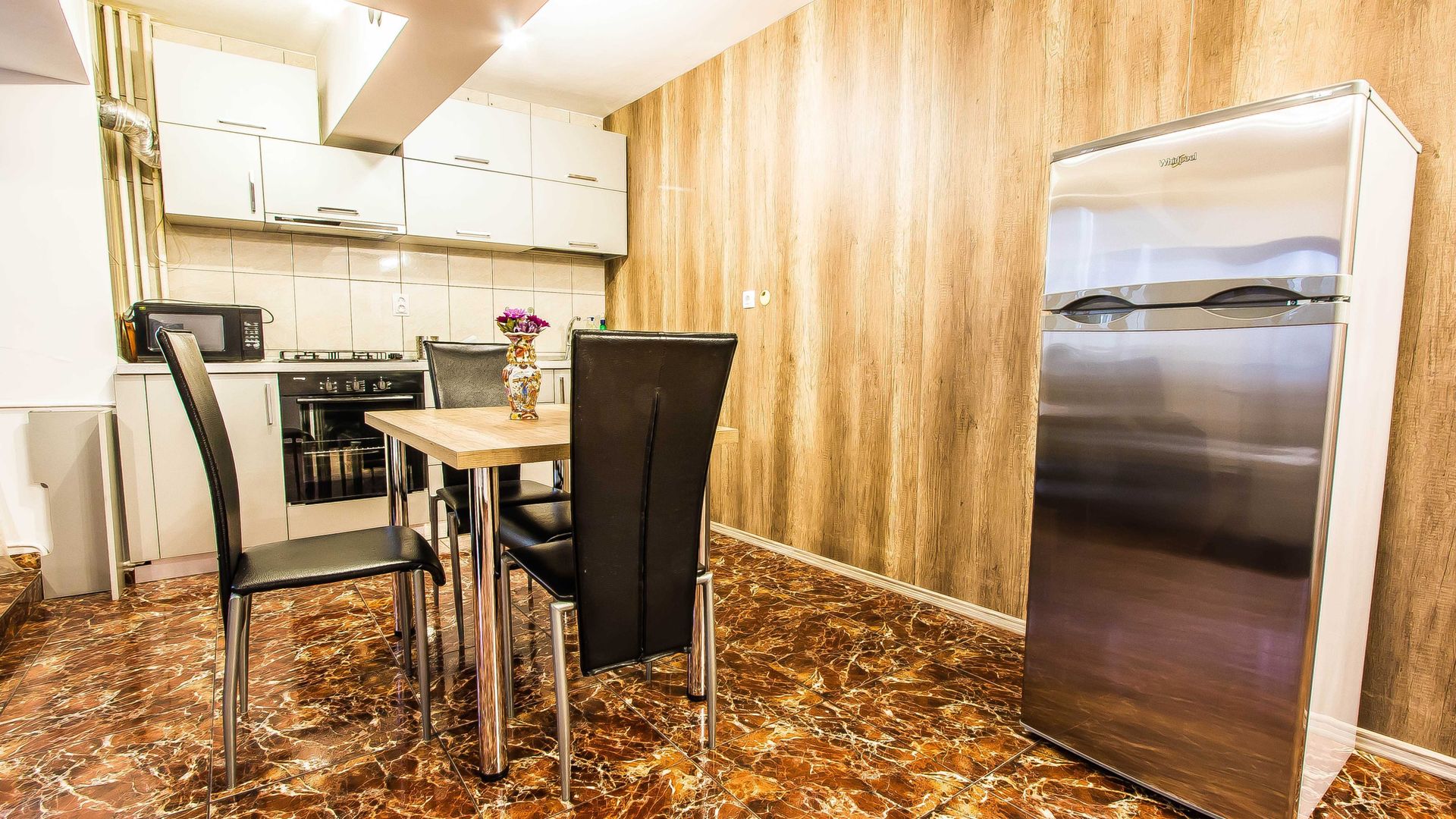 BRASADAS închiriază Ap 2 cam Et 2/10 B-dul Unirii. - Poză 7