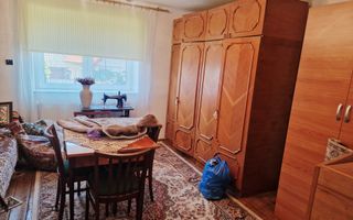 Casa cu gradina in Cricau - Poză 4