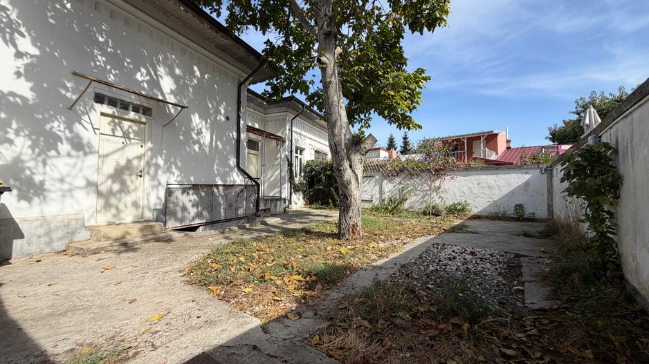Parte de casă cu 3 camere, curte proprie și teren – Str. Ion Baiulescu - Poză 22
