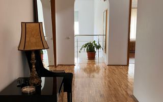 Vila deosebita 11 camere Erou Iancu Nicolae - Poză 6