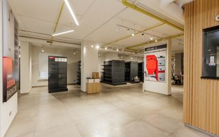 Vânzare, spațiu comercial, amplasat în Ungheni, pe str. Mihai Eminescu - Poză 52