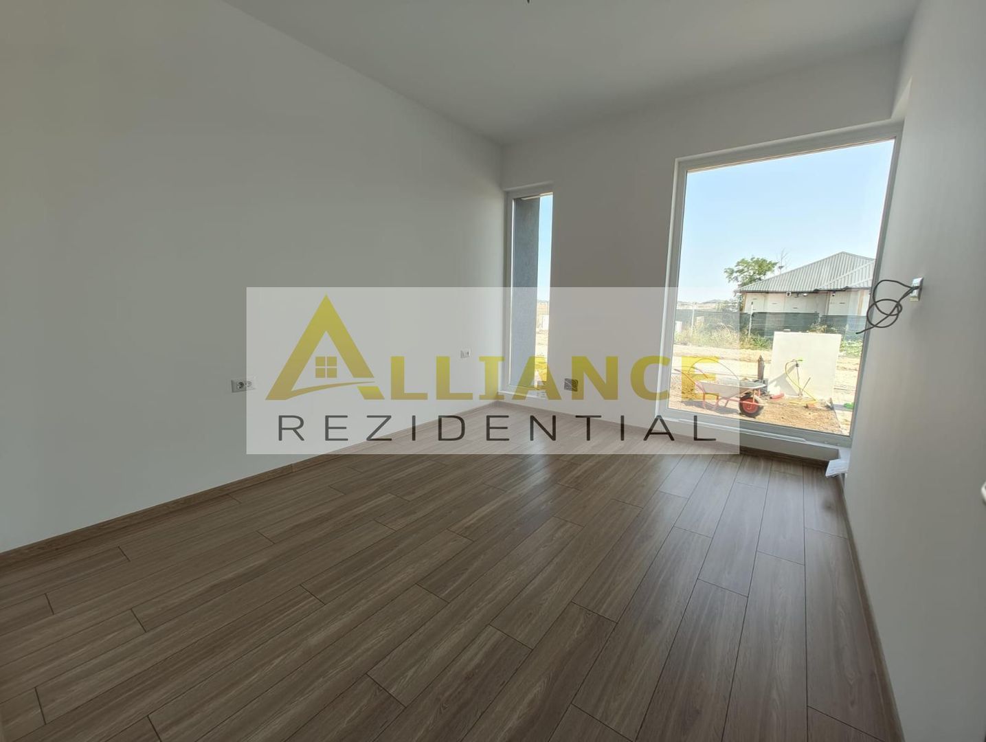 Casa Individuala - 4 camere - 2 bai  - 423 mp teren - Poză 8