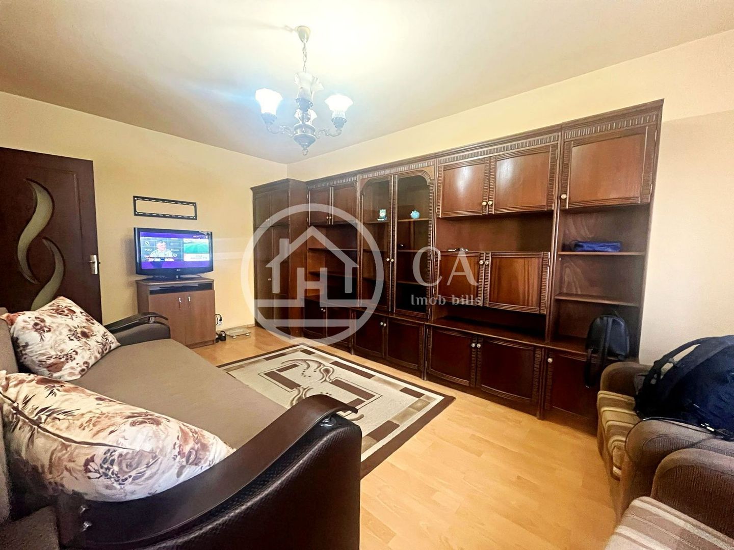 Apartament cu 3 camere de inchiriat in zona Rogerius, Oradea - Poză 1