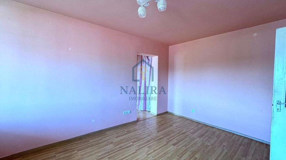 Apartament de vanzare 3 camere zona Iuliu Maniu - Poză 2