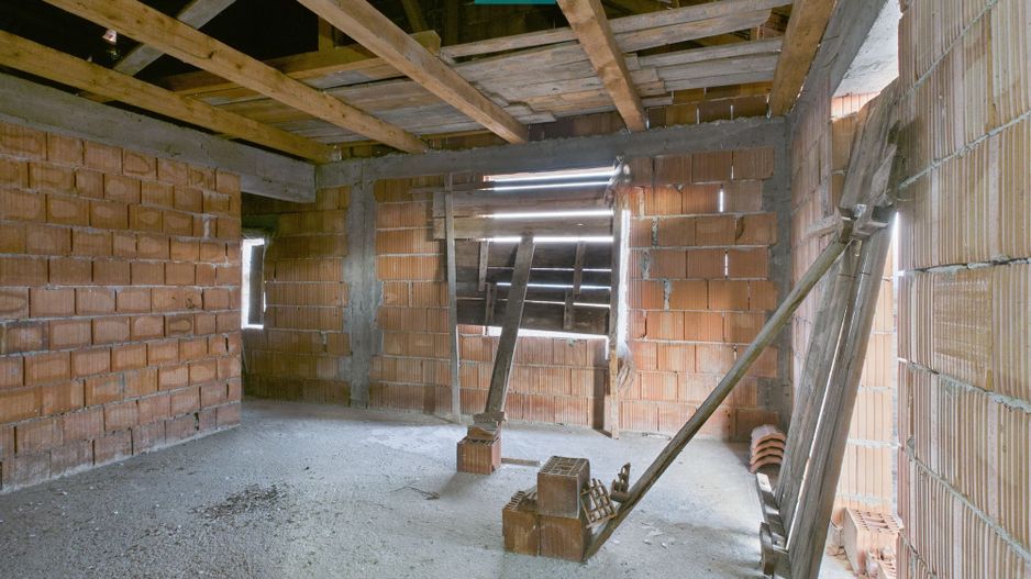 Proprietate impresionantă între Curtici și Macea - Poză 26