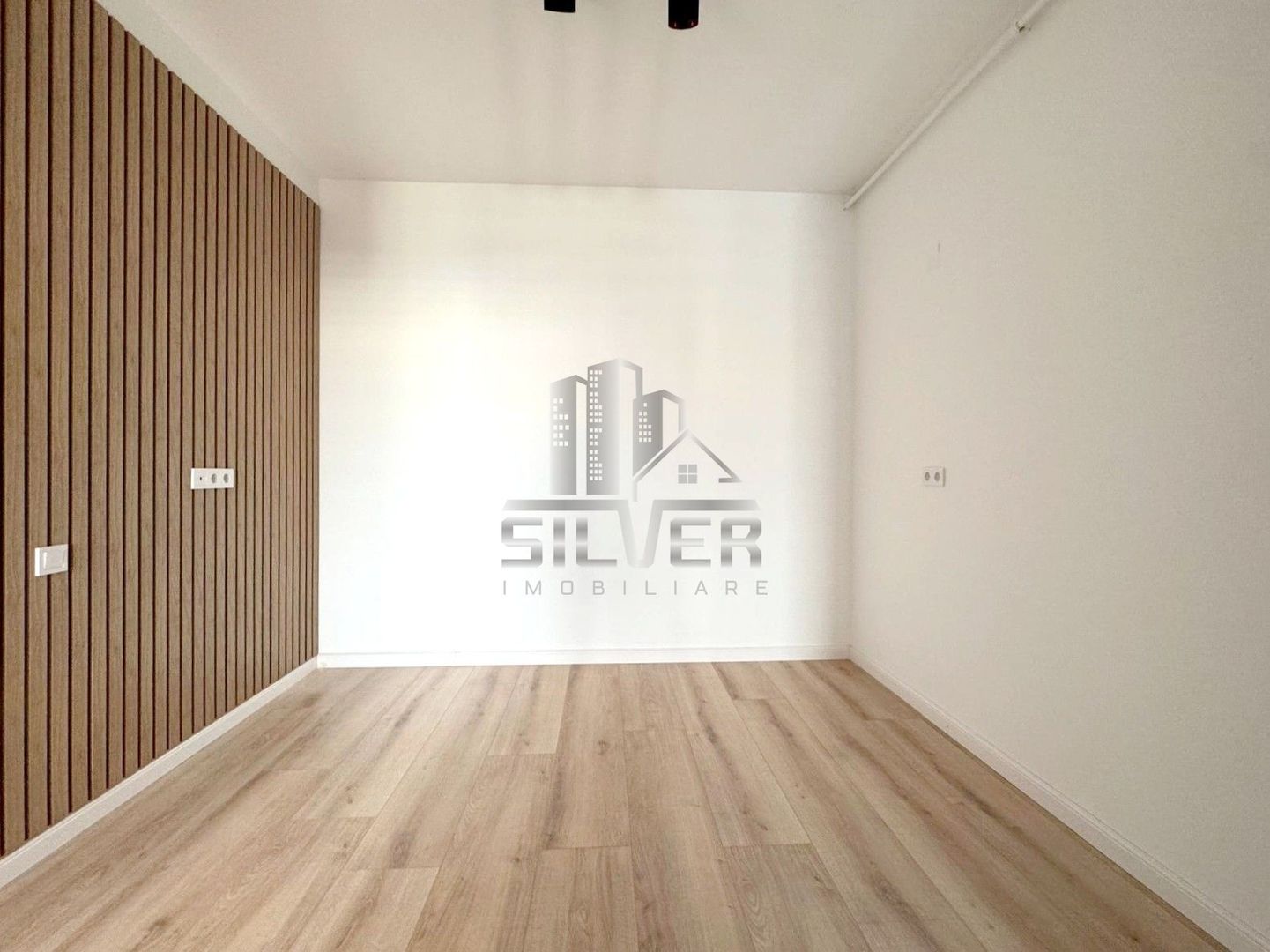 Apartament cu 2 camere dec. recent finisat+terasa de 12 mp/CF. - Poză 6