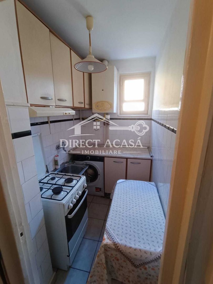 Apartament 2 camere cu garaj Aleea Savinesti - Poză 5