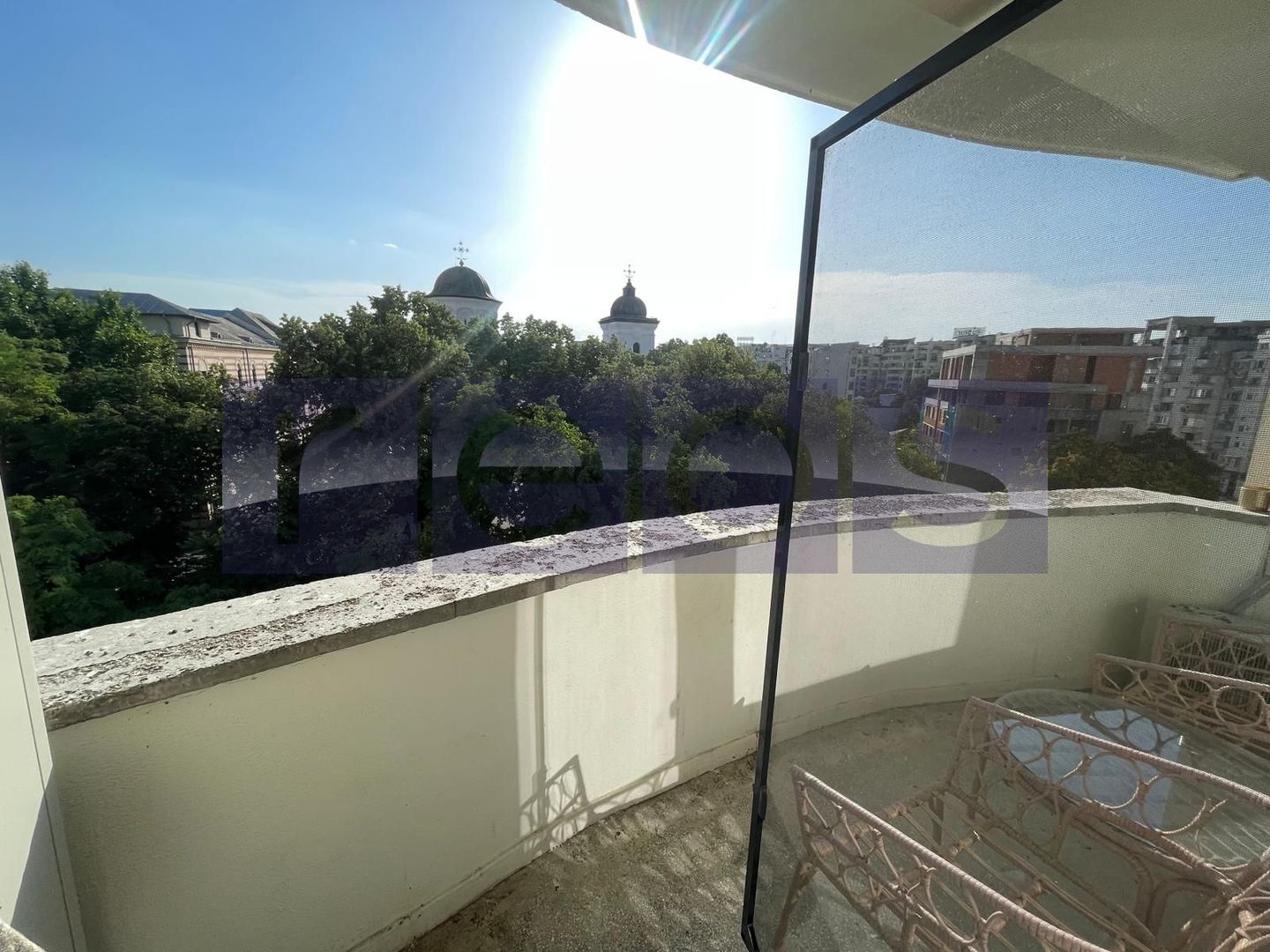 VANZARE APARTAMENT 3 CAMERE RENOVAT DECOMANDAT 90MP UNIRII RADU VODA - Poză 2