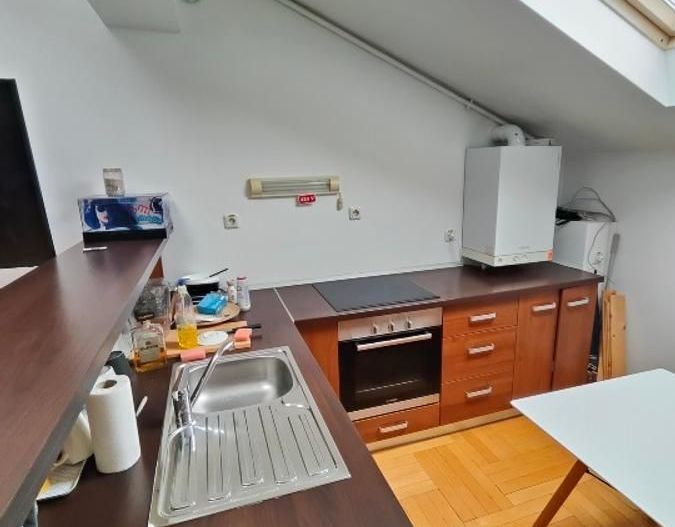 Zero comision, 60mp birou in imobil cochet, Piata Victoriei, 3' metrou - Poză 6