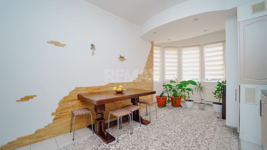 Apartament cu 3 camere I Buiucani I Alba Iulia - Poză 3