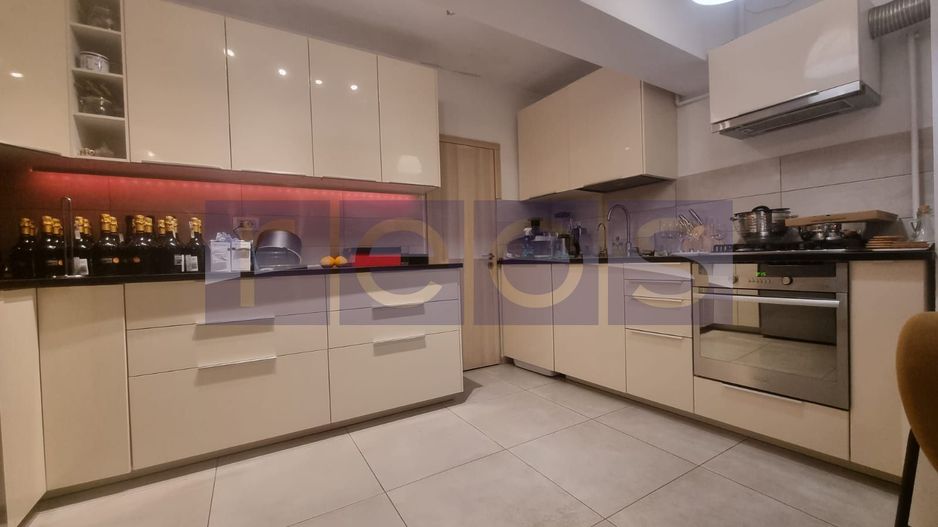 VANZARE - PENTHOUSE- DUPLEX | 4 CAMERE | UNIRII - Poză 8