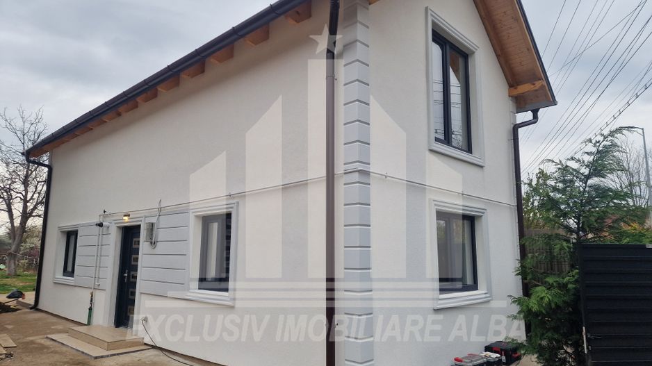 Casa individuala | 120mp | 500mp teren | Centru - Poză 10